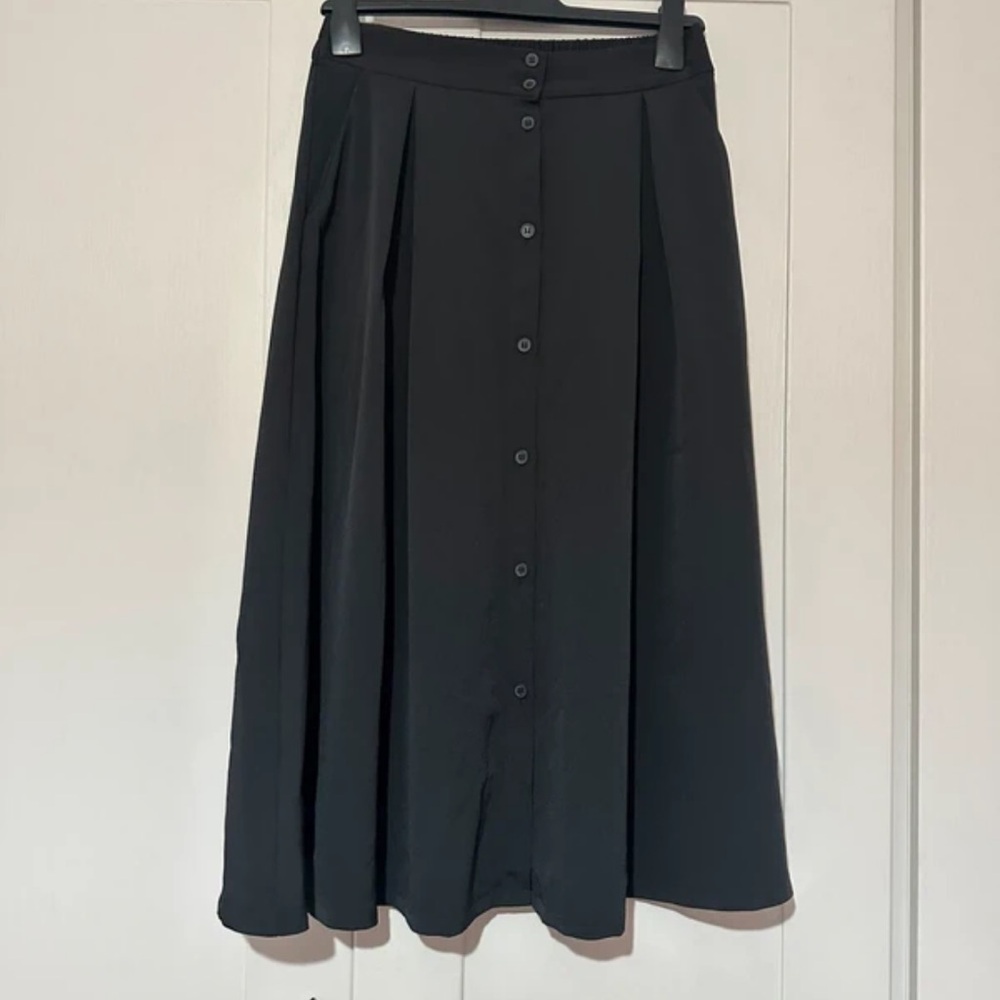 Monki Charcoal A-Line Skirt with Buttons